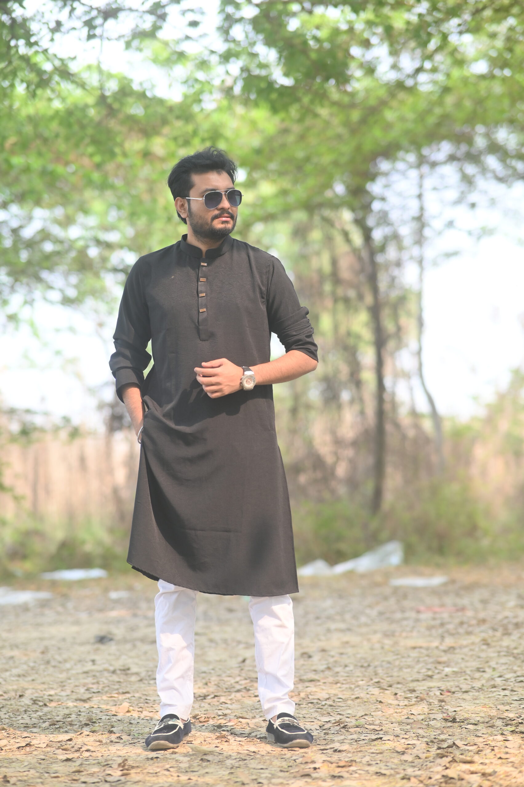 প্রিমিয়াম মাইক্রোস্টিজ ভাঙচুর ফেব্রিক সলিড পাঞ্জাবি - Image 3