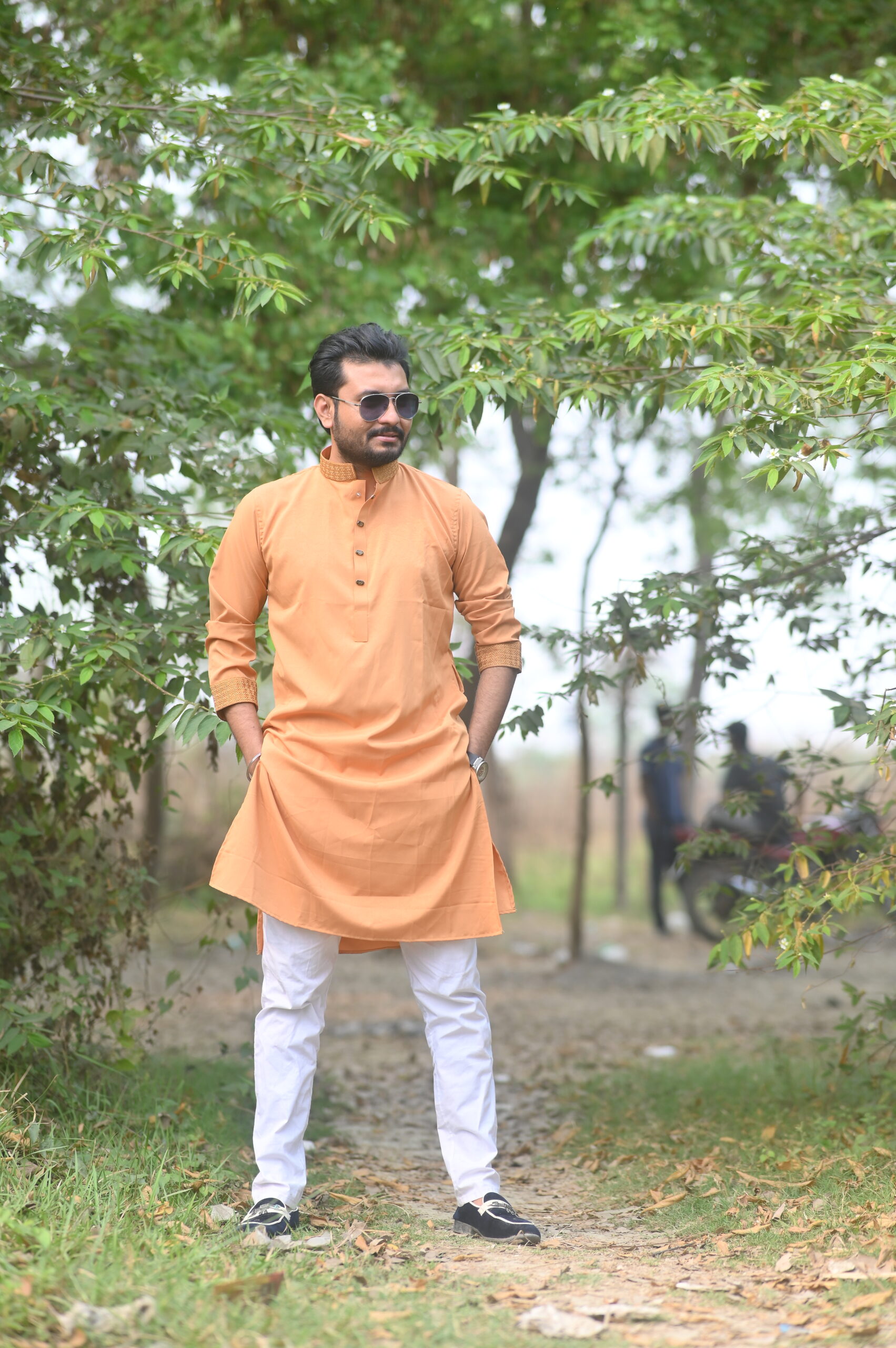 প্রিমিয়াম মাইক্রোস্টিজ ভাঙচুর ফেব্রিক সলিড পাঞ্জাবি - Image 2